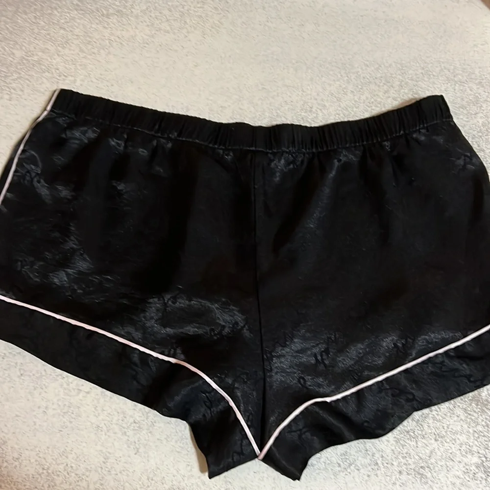 Victorias secret  Pajama bottoms used one time - Picture 3 of 3